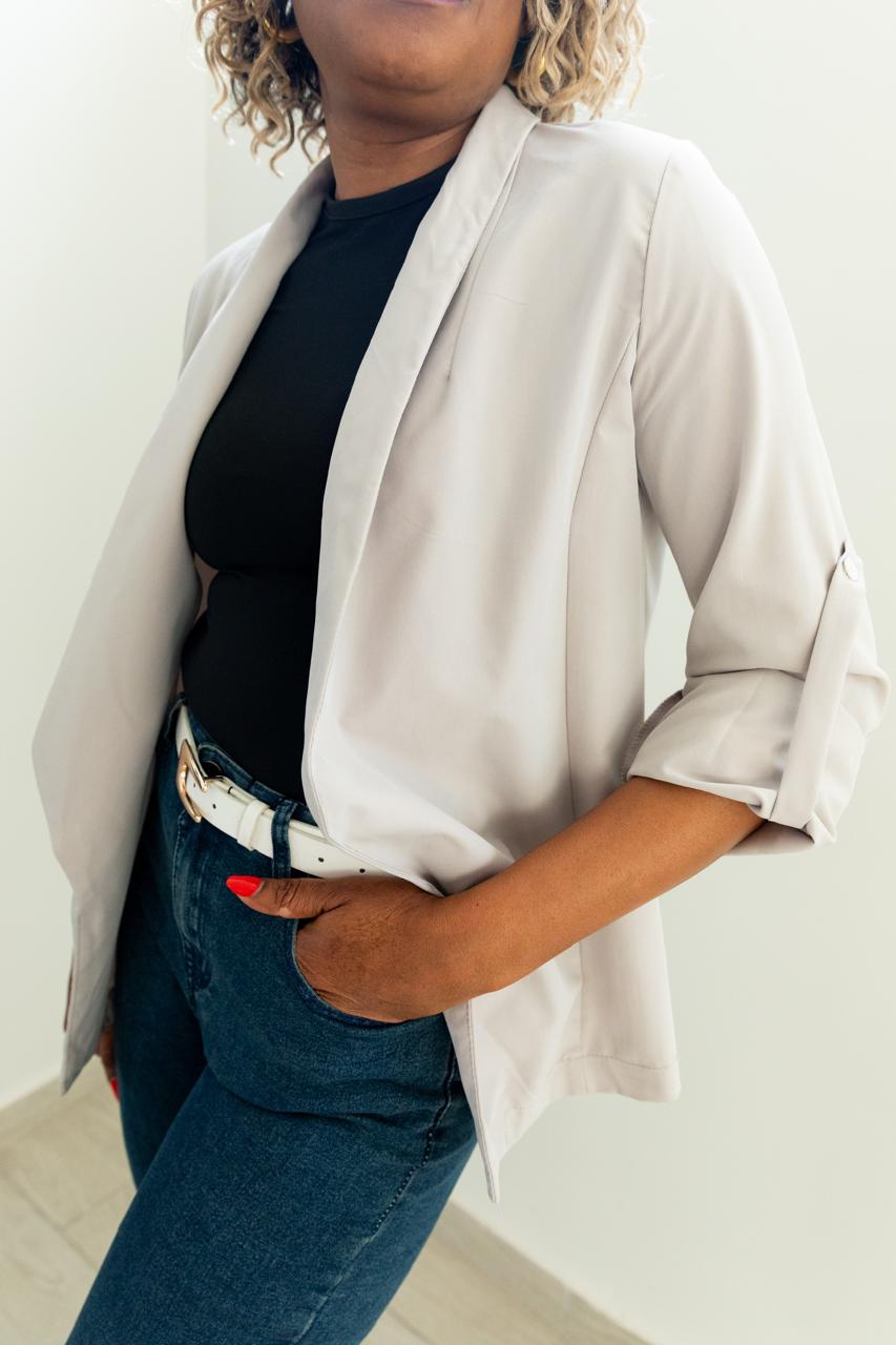 SHEIN Essnce Women Plain Simple Daily Blazer Jacket