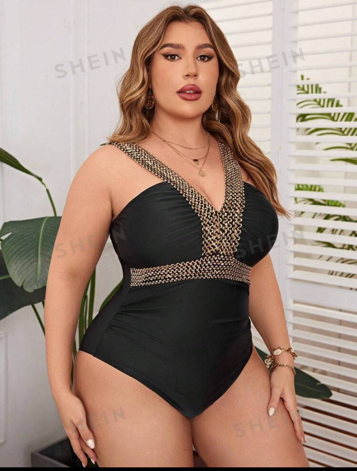 SHEIN Swim Curve Plus Stitch Detail One Piece Swimsuit