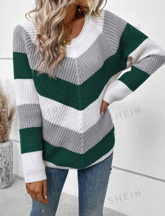 White, Grey and Green Chevron Pattern Raglan Sleeve Sweater
