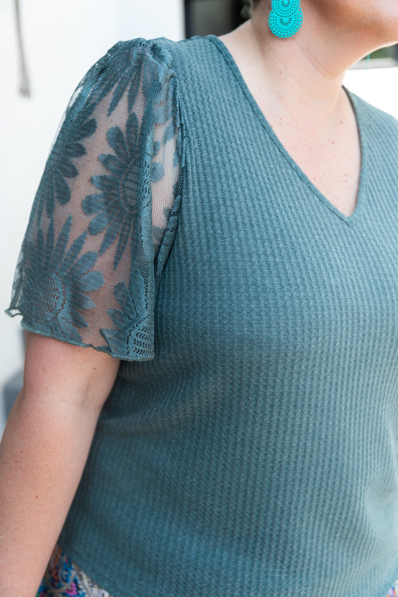 Curve Waffle Knit Ruffle Sleeve Top – Dark Green