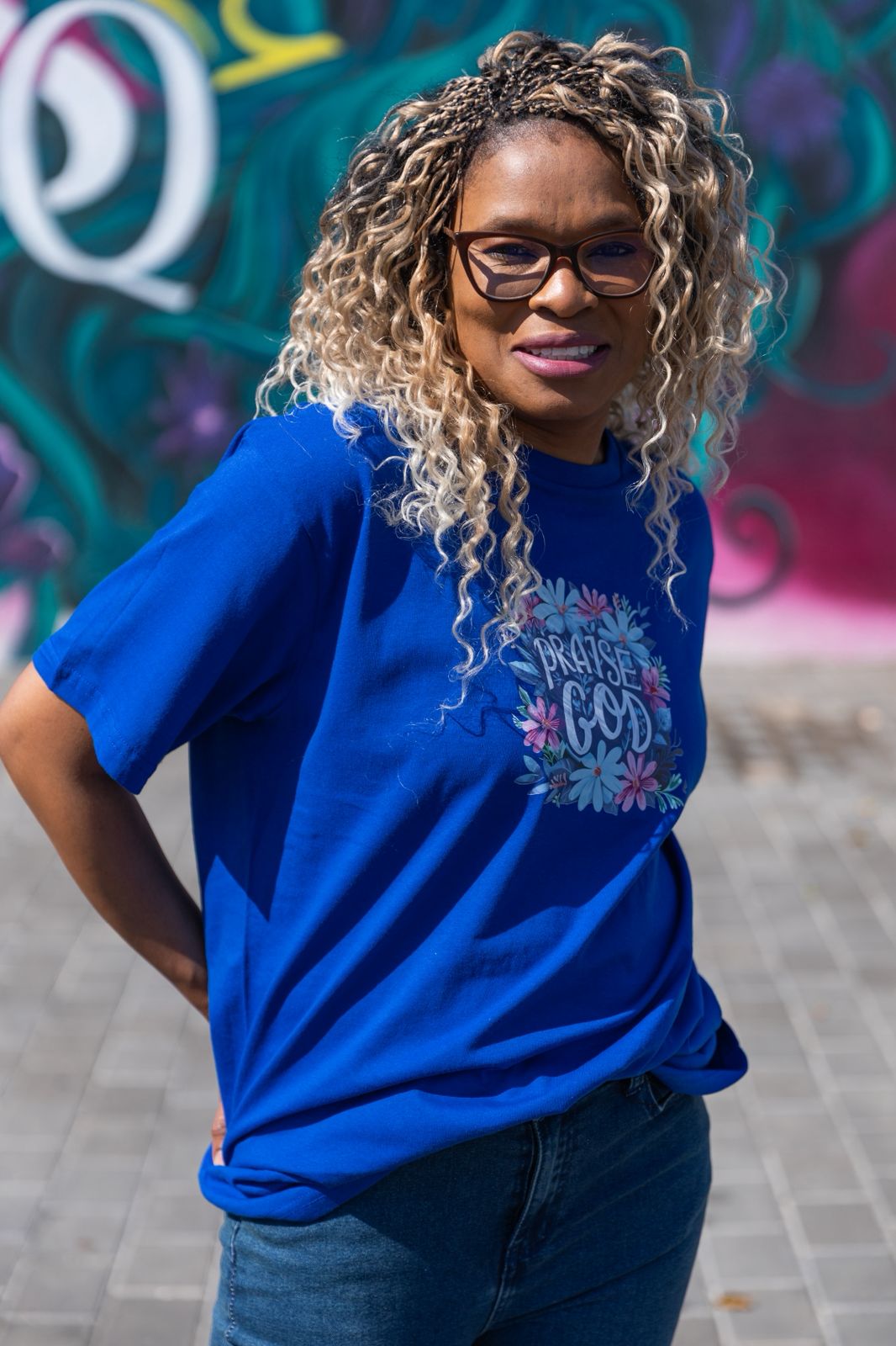 Bright Floral Faith Graphic Tees – Easy Fit Unisex