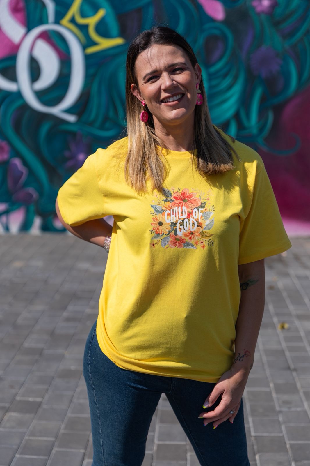 Bright Floral Faith Graphic Tees – Easy Fit Unisex