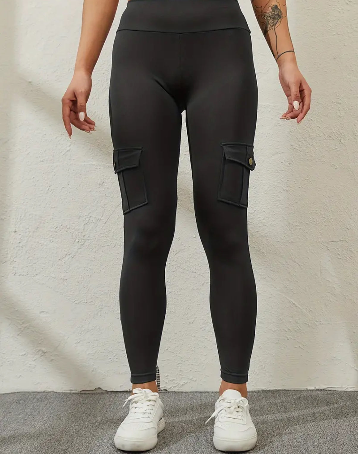 Black High Waisted Stretch Yoga Pants with Pockets