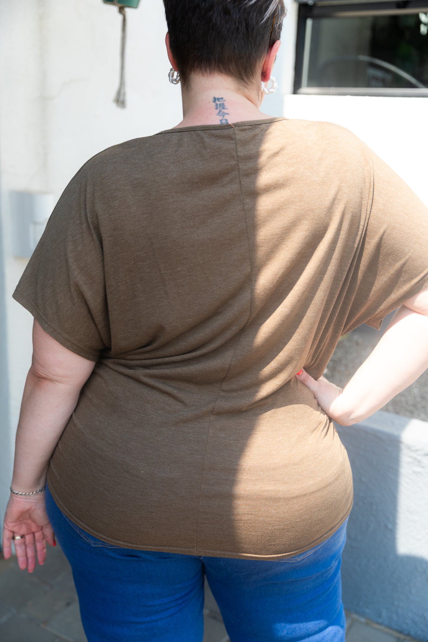 Brown V-Neck Batwing Curve Top