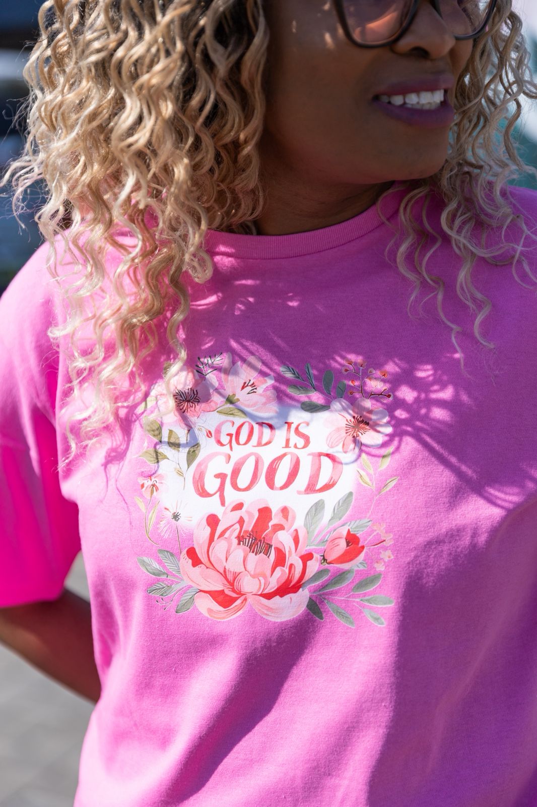 Bright Floral Faith Graphic Tees – Easy Fit Unisex