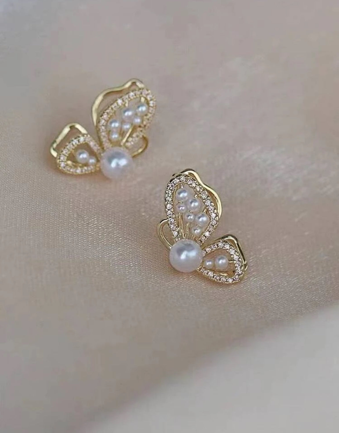 Faux Pearl Butterfly Studs (57)