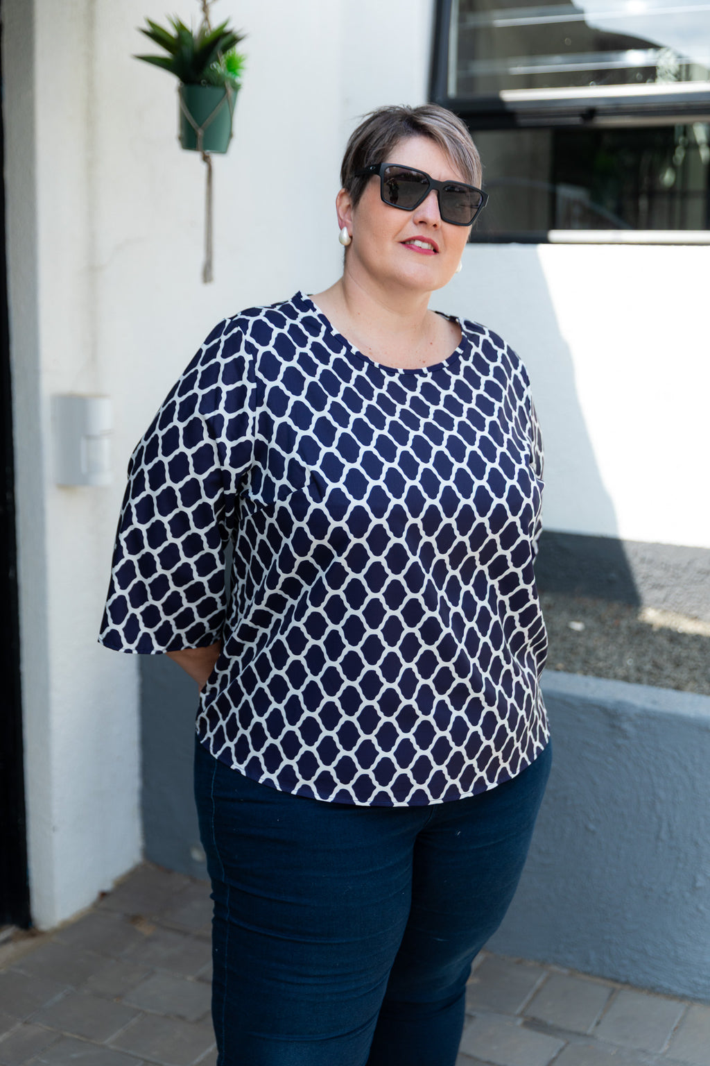 Geometric Print Curve Top