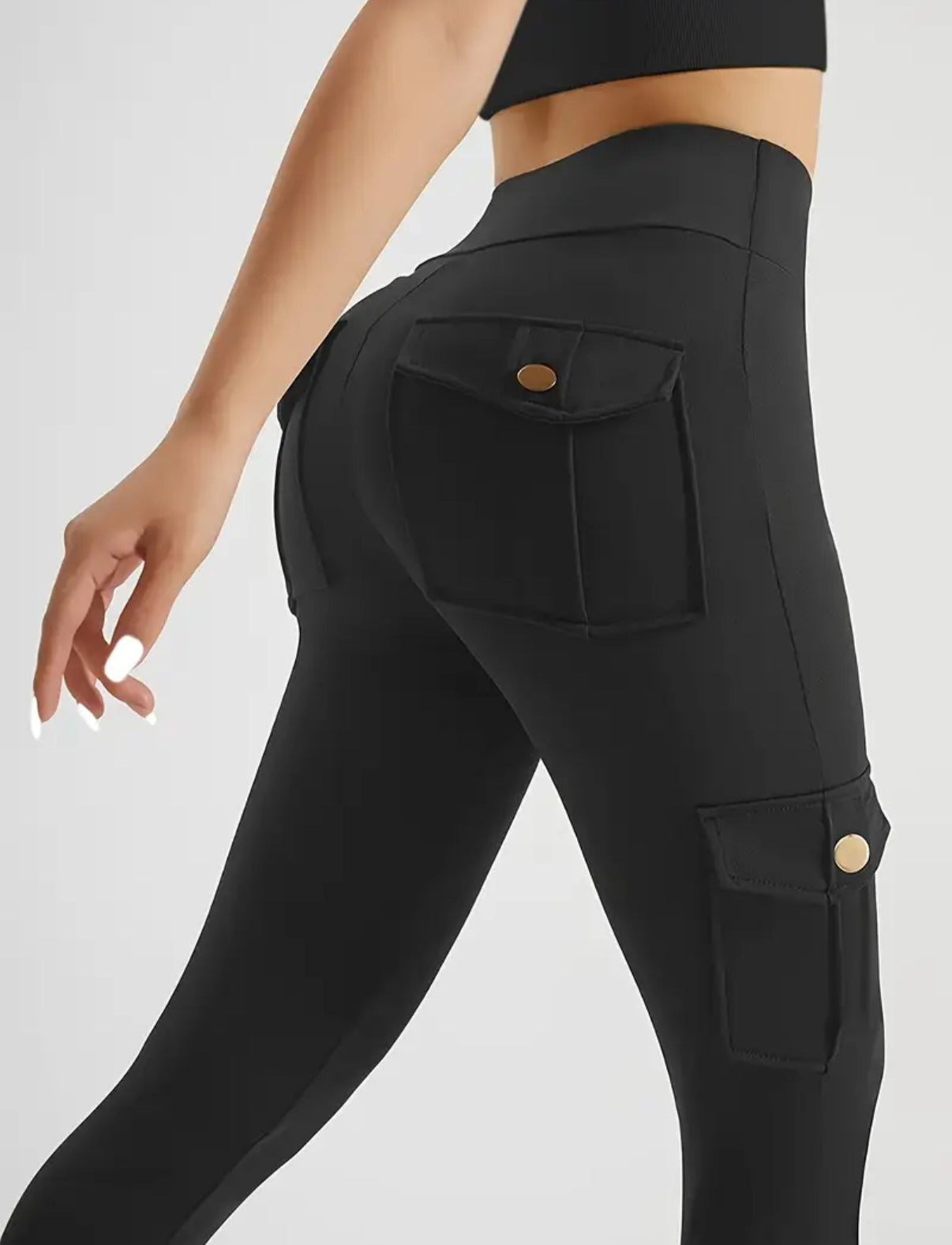 High Waisted Pocketed Cargo Tights (Curve)