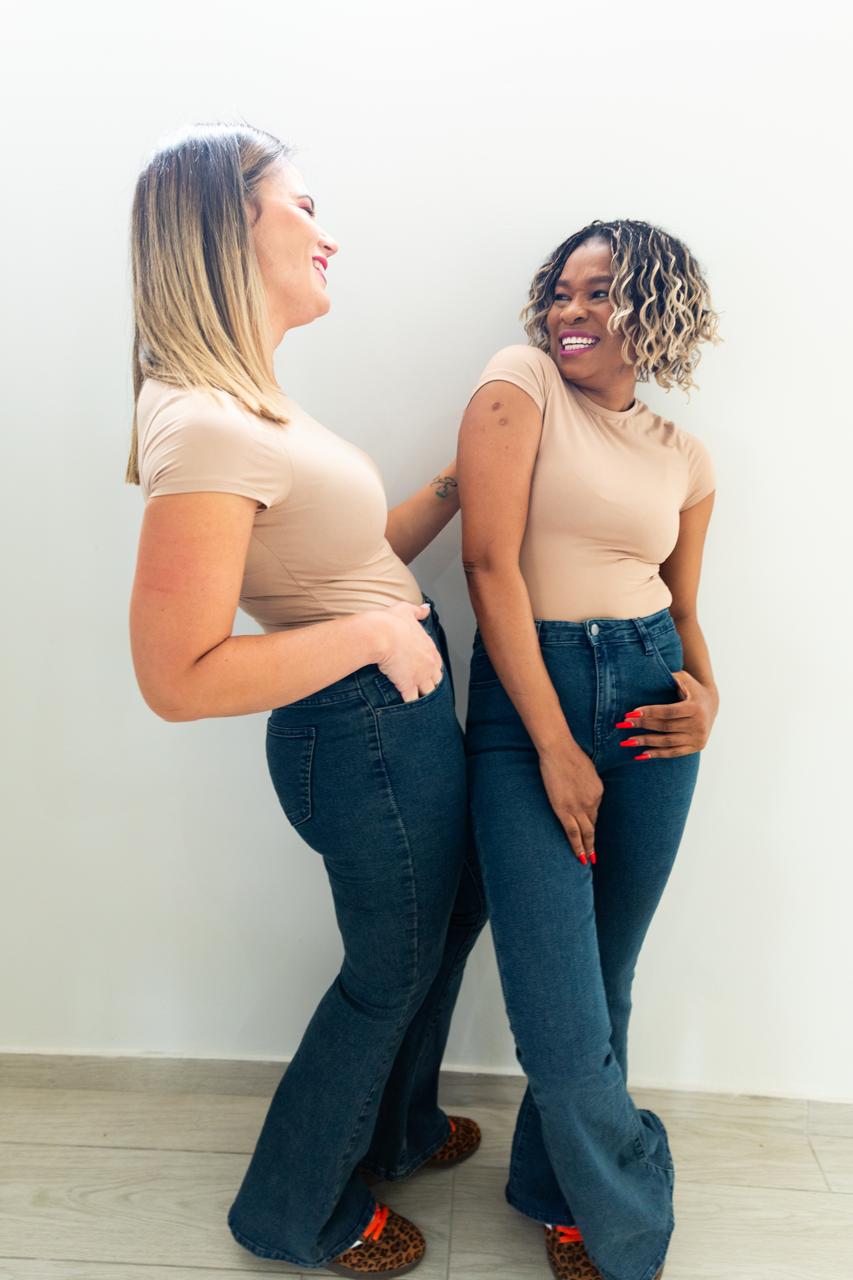 Dark Beige Classic Short Sleeve Bodysuit – Solid Color Staple