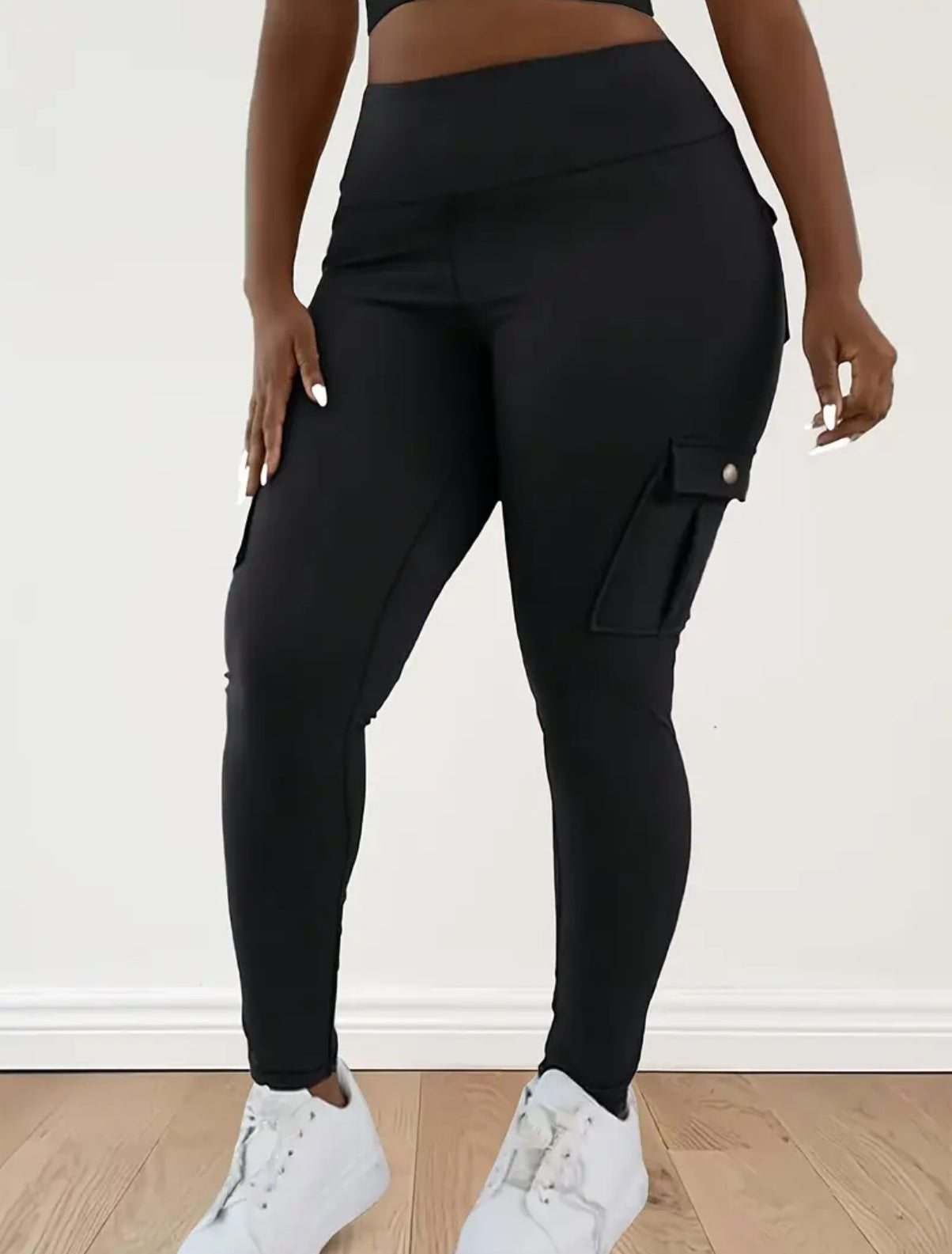 High Waisted Pocketed Cargo Tights (Curve)