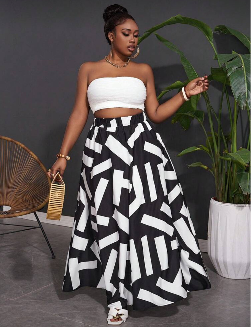 Black and White Patterned Flow Skirt (Curve)
