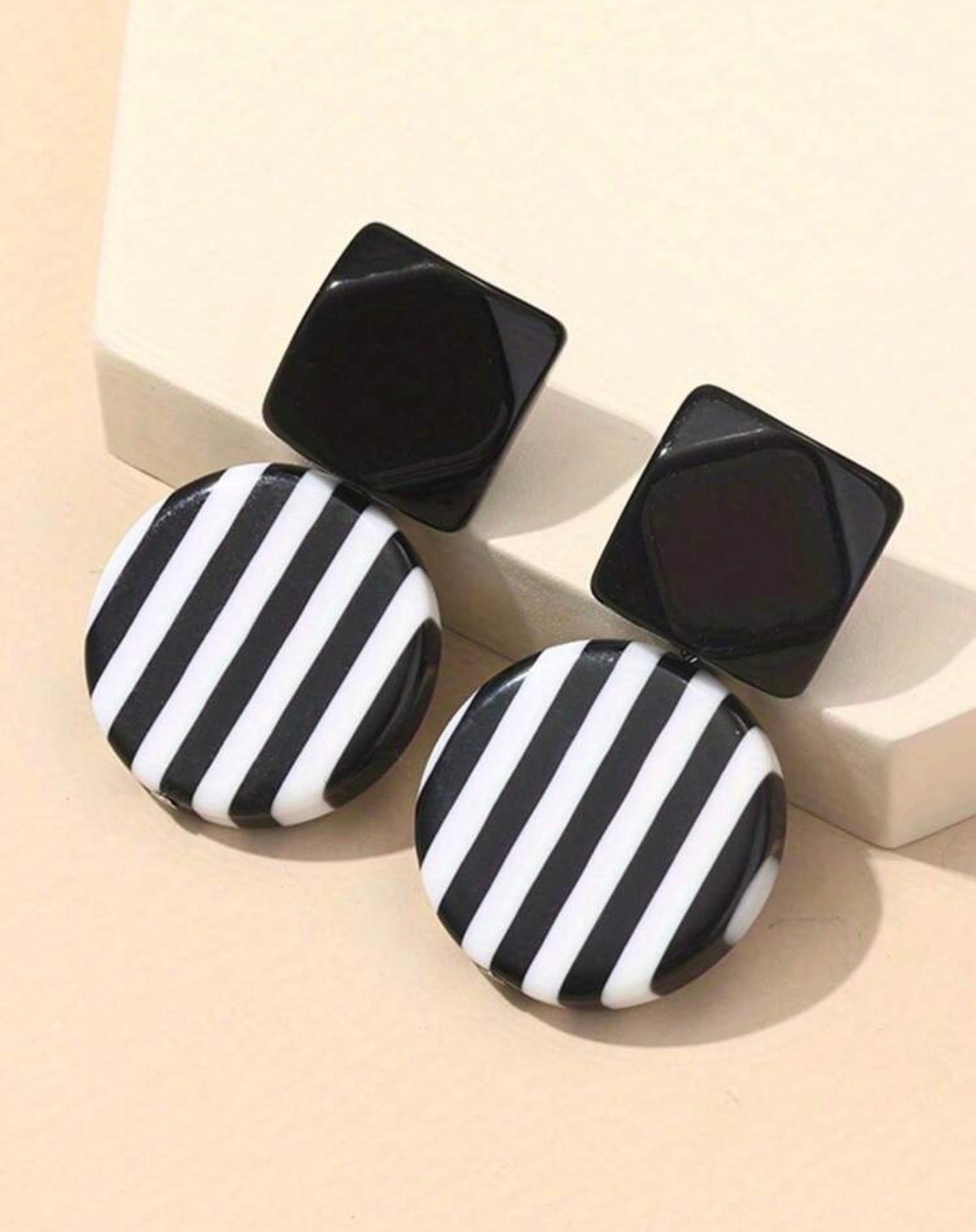 Black-Retro-Stripe-Statement-Earrings-side