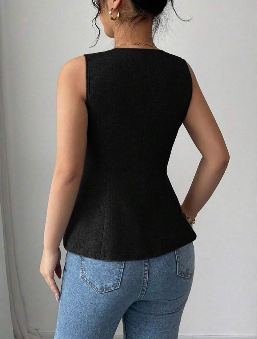 Black-V-Neck-Fitted-Gold-Rose-Embellished-Button-Top-back