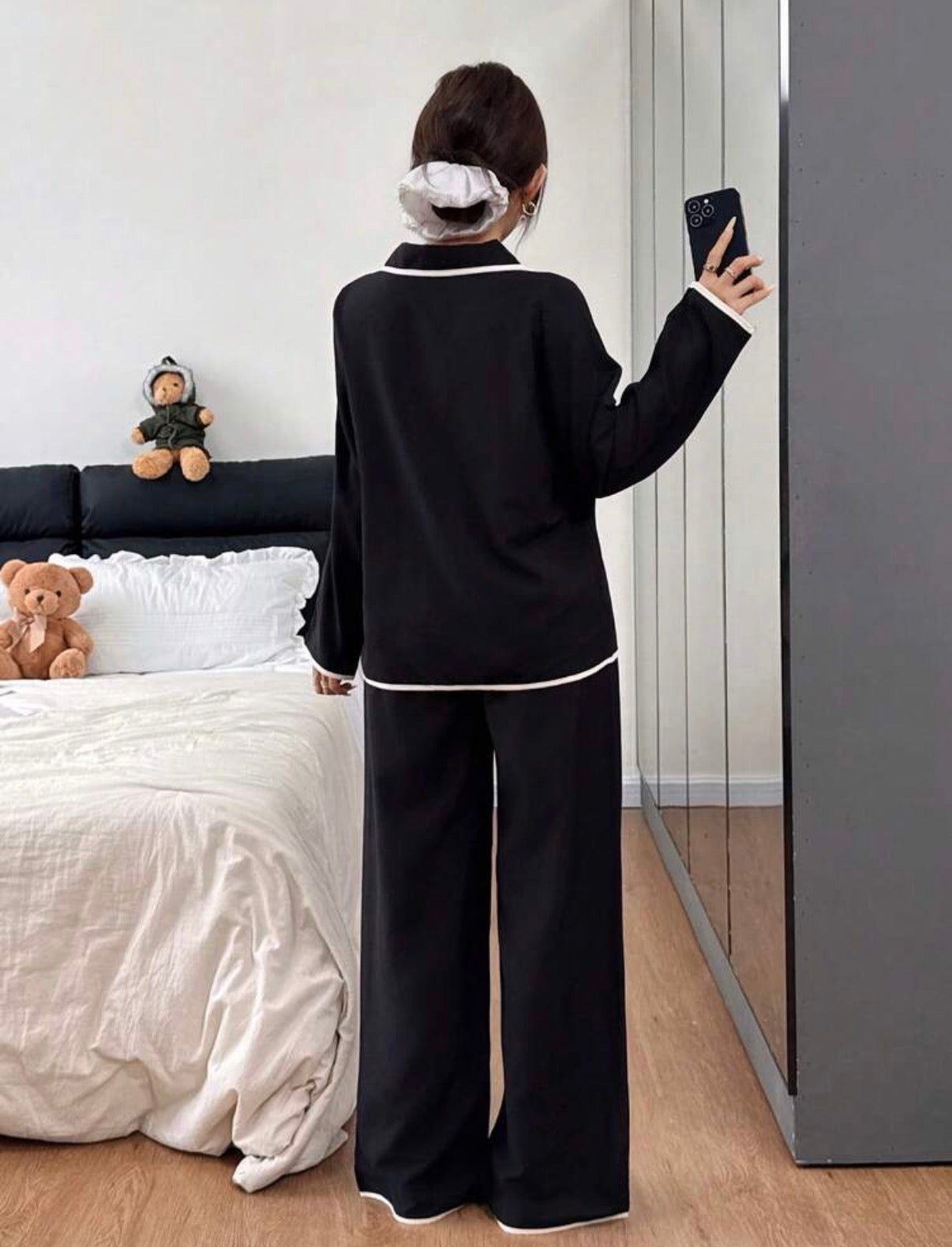 Black-White-Midnight-Luxe-Contrast-PJ-Set-back