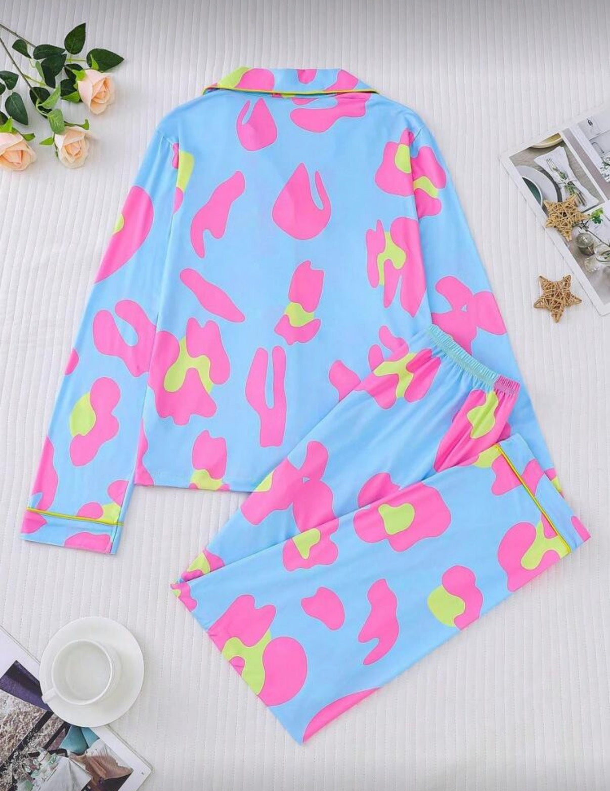 Blue-Pink-Piping-Trim-Abstract-Leopard-Winter-Pajamas-Set-back