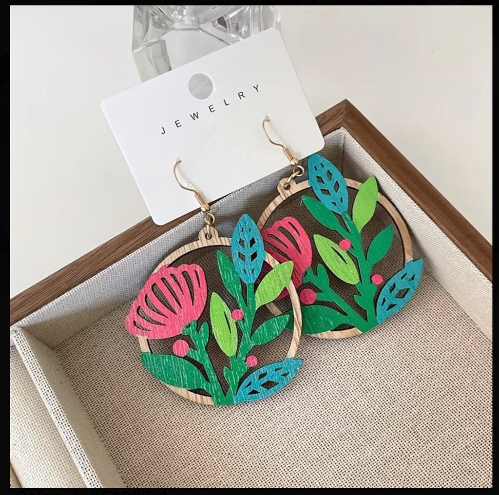 Bohemian-Painted-Wood-Flower-Earrings-side