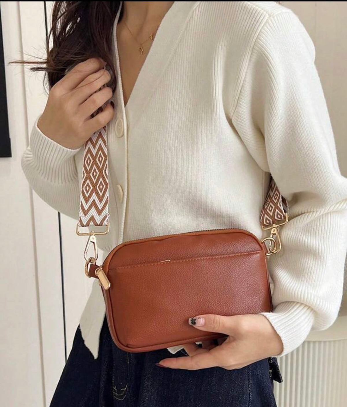 Brown-Everyday-Crossbody-Bag-front