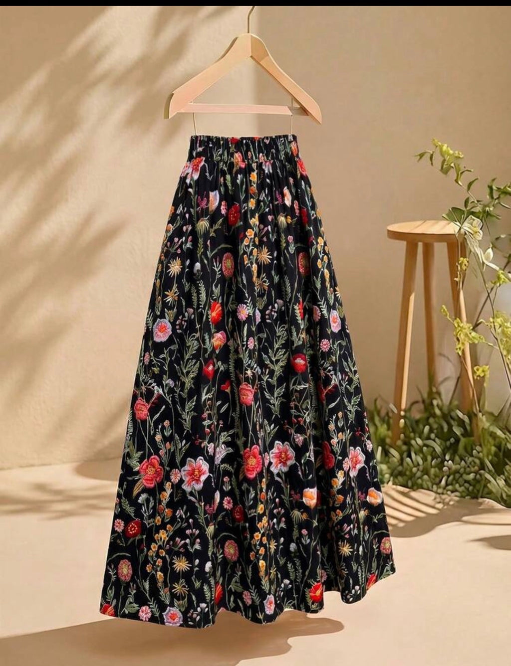 CURVE-Black-Floral-Easy-Fit-Waist-Maxi-Skirt-front