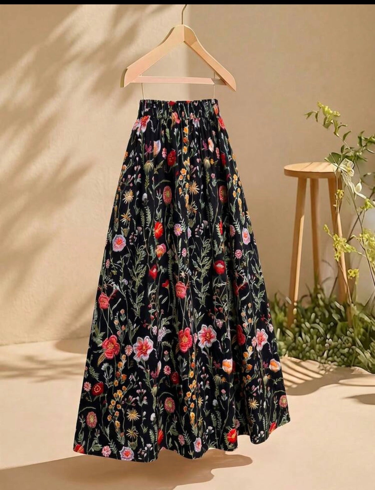 CURVE-Black-Floral-Easy-Fit-Waist-Maxi-Skirt-front