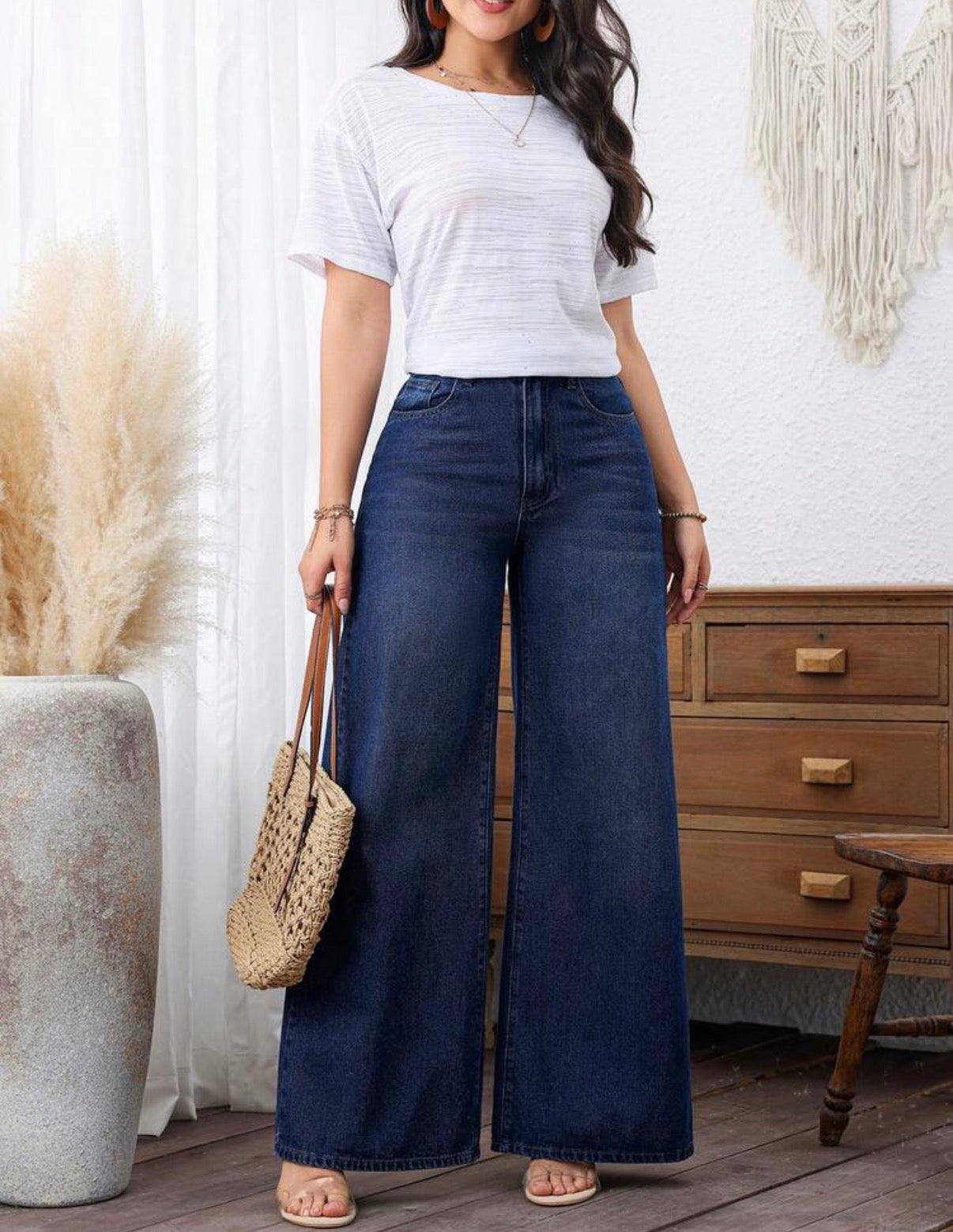CURVE-Dark-Wash-Wide-Leg-Jeans-front
