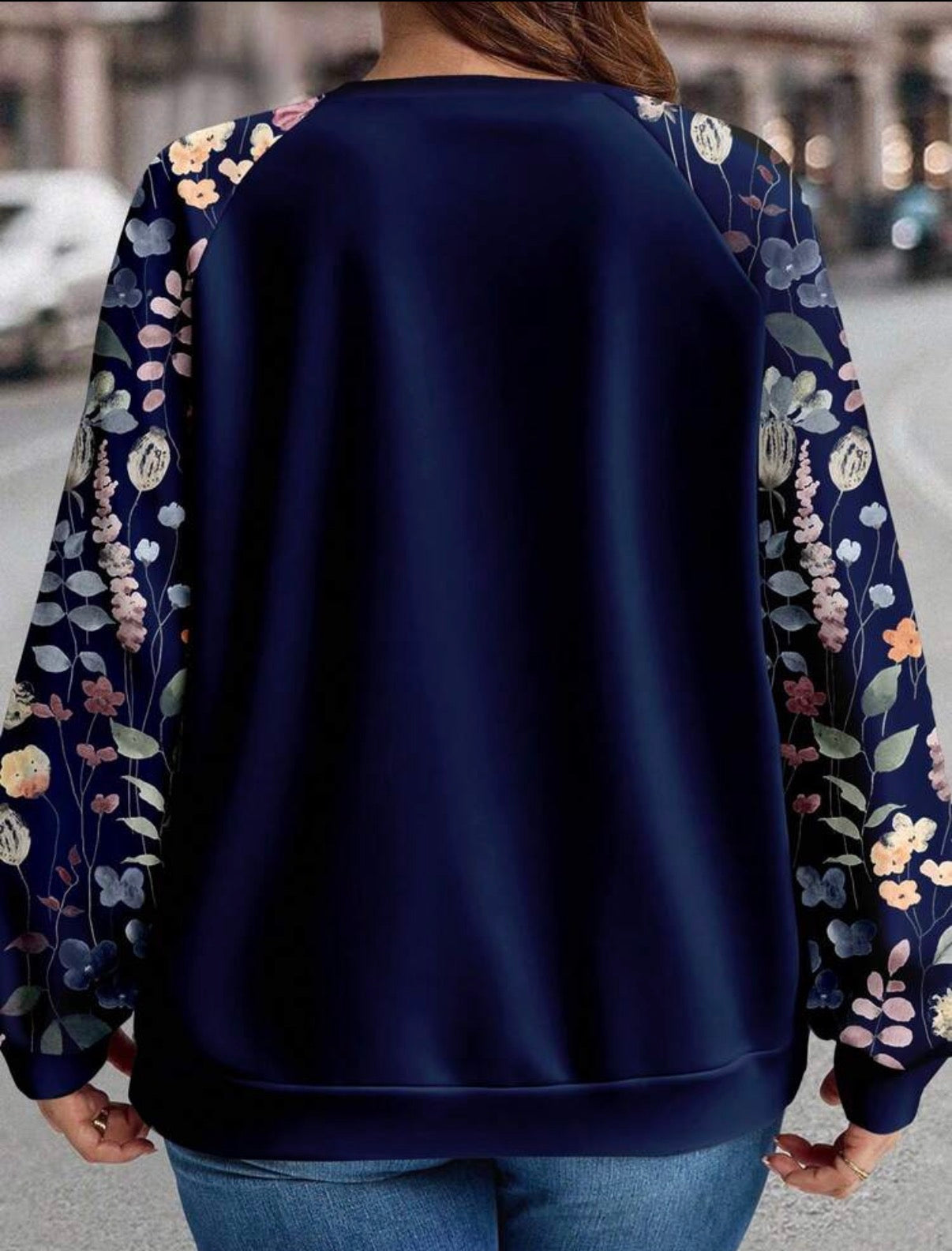 CURVE-Navy-Floral-Sleeve-Relaxed-Fit-Top-back