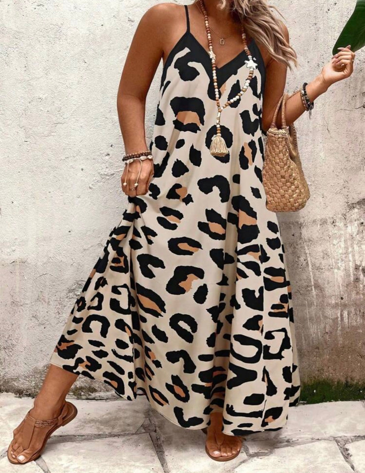 CURVE-Neutral-Black-Summer-Leopard-Maxi-Dress-front