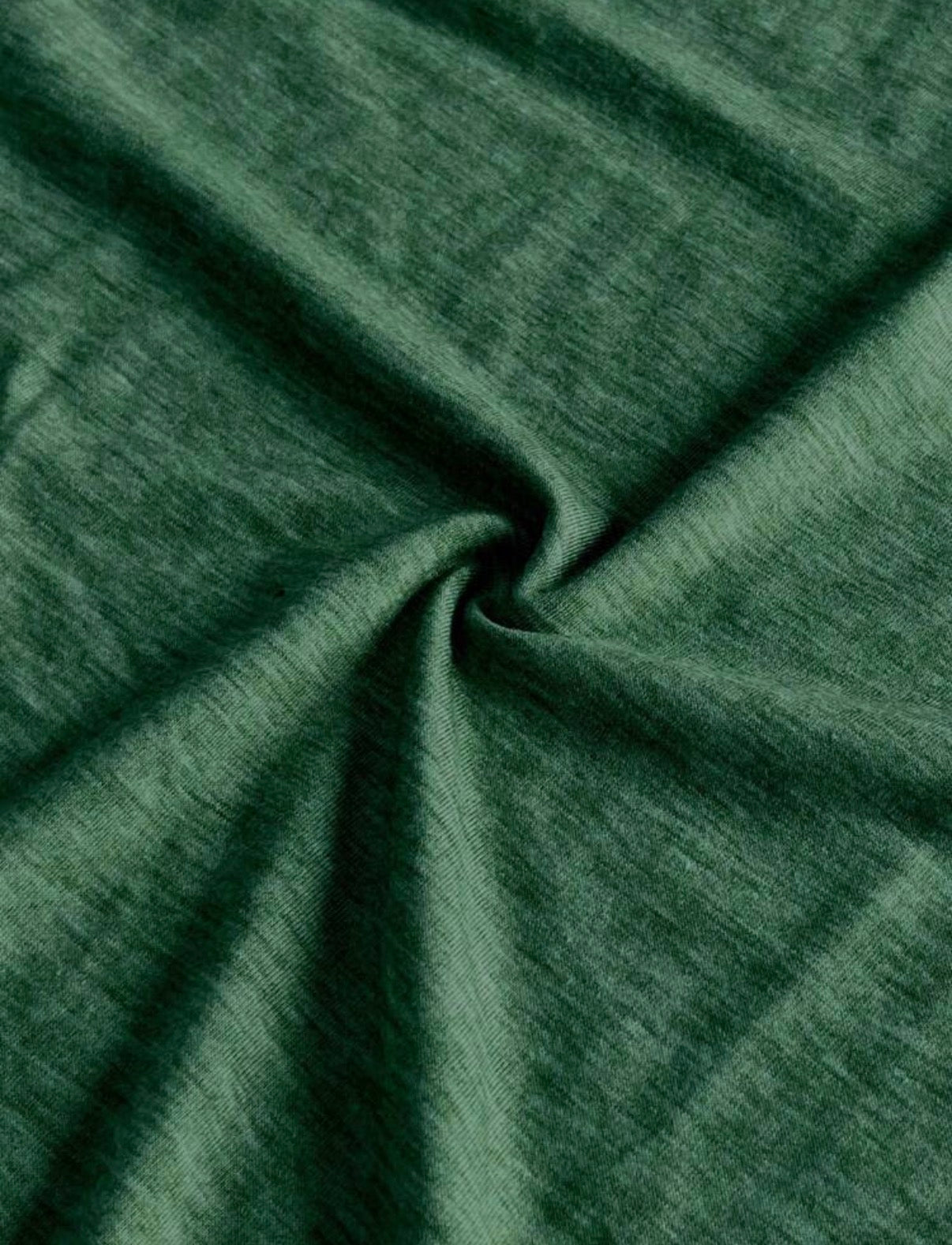 Clasic-Forest-Green-Longer-Length-Pocket-T-Shirt-material-detail