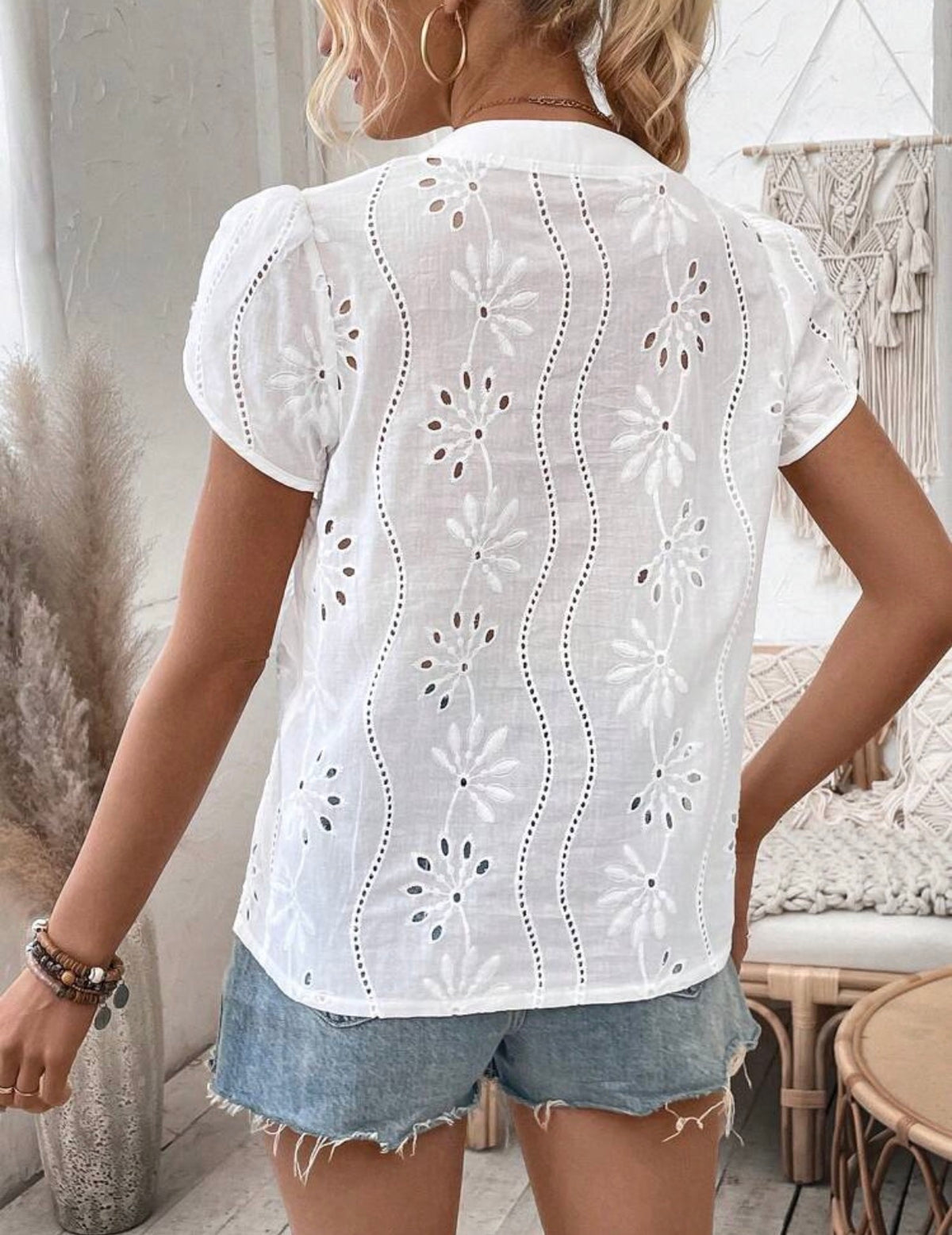 100%-Cotton-White-Floral-Broderie-Anglaise-Puff-Sleeve-Blouse-back