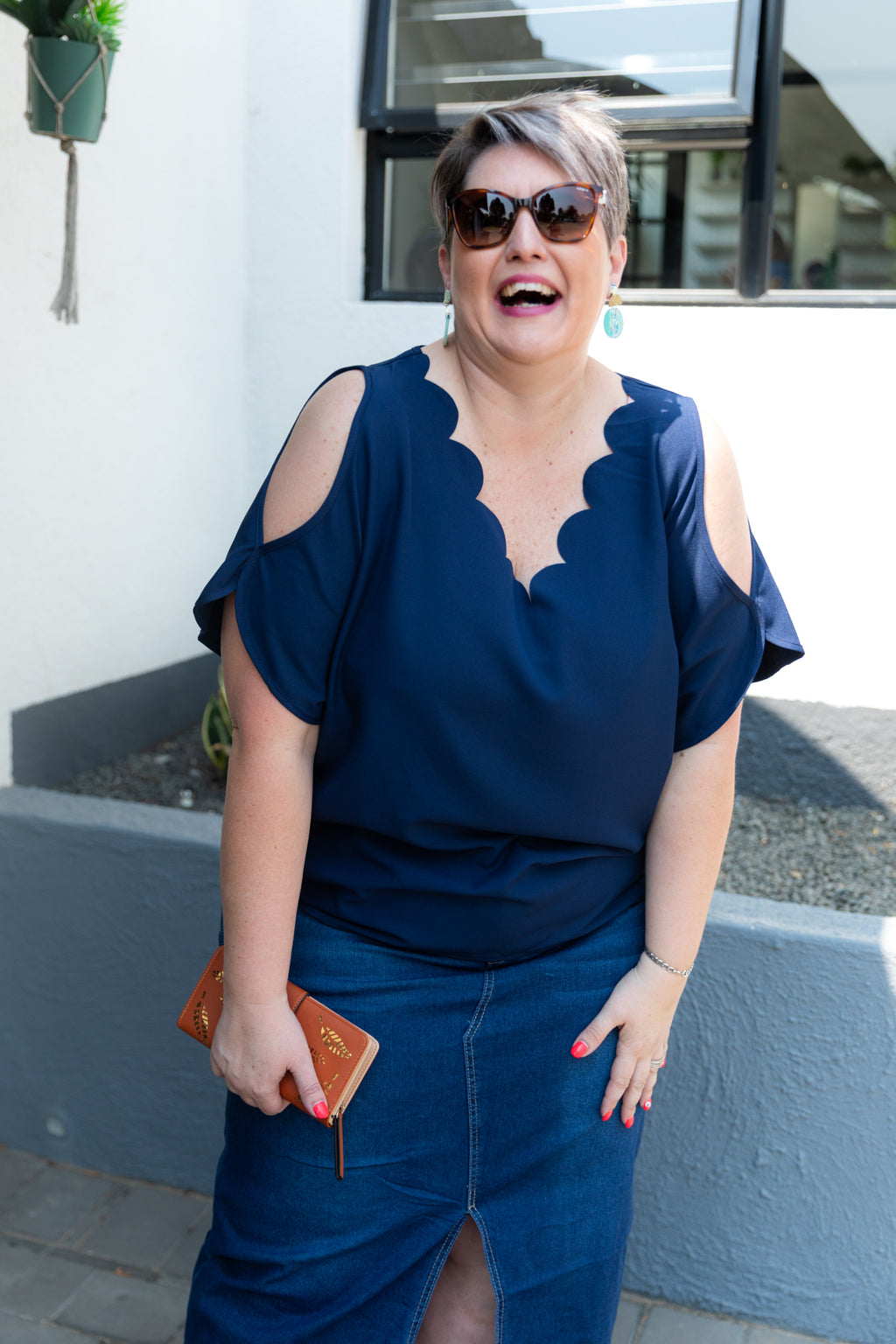 Thesqueen.com-Curve-Navy-Scallop-Neck-Top-front