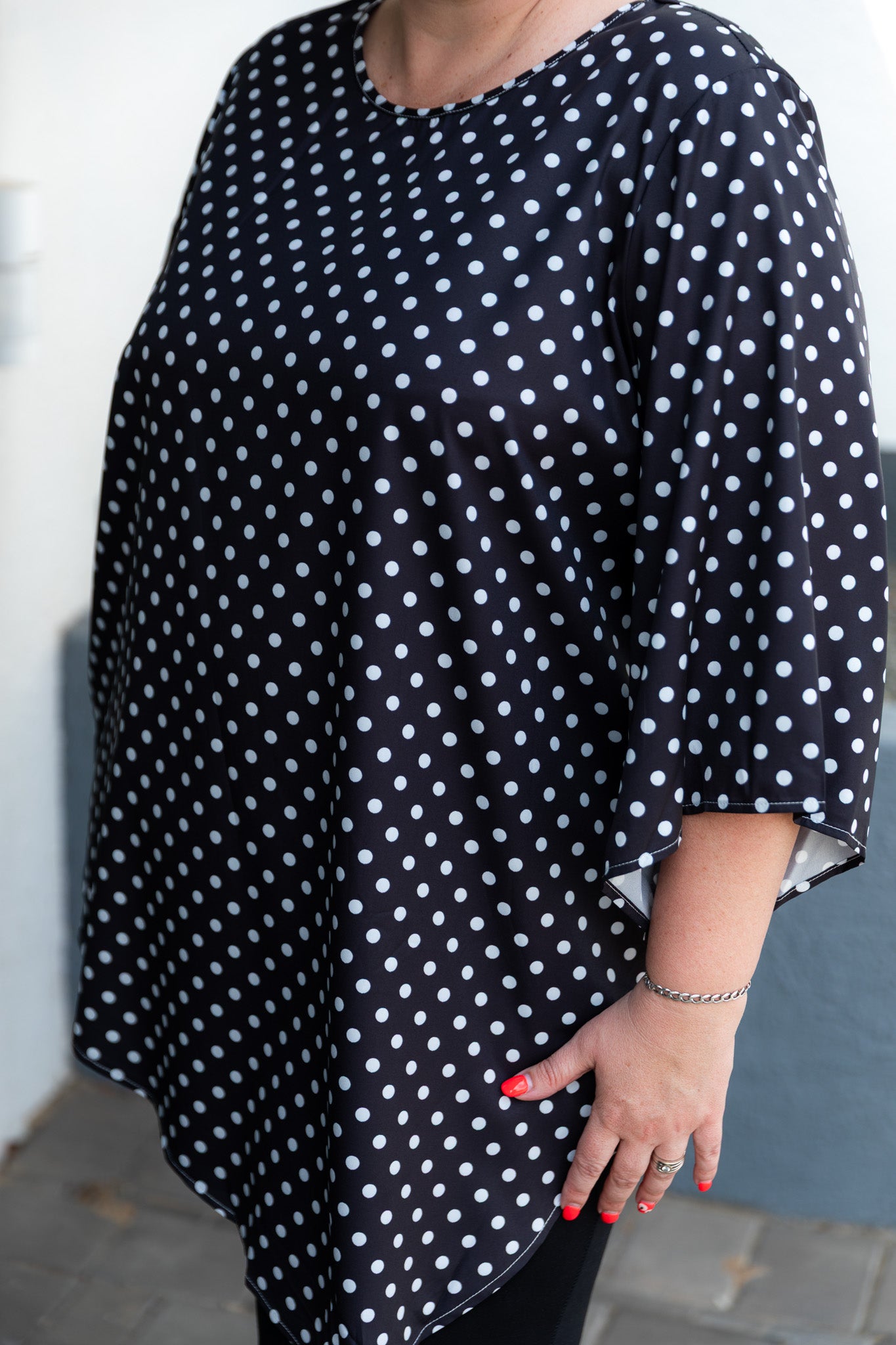 Curve-Polka-Dot-Asymmetrical-Tunic-side