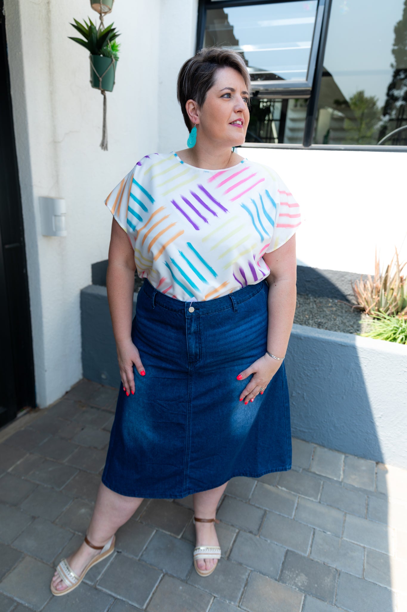 Curve-Rainbow-Brushstroke-tshirt-front-lifestyle