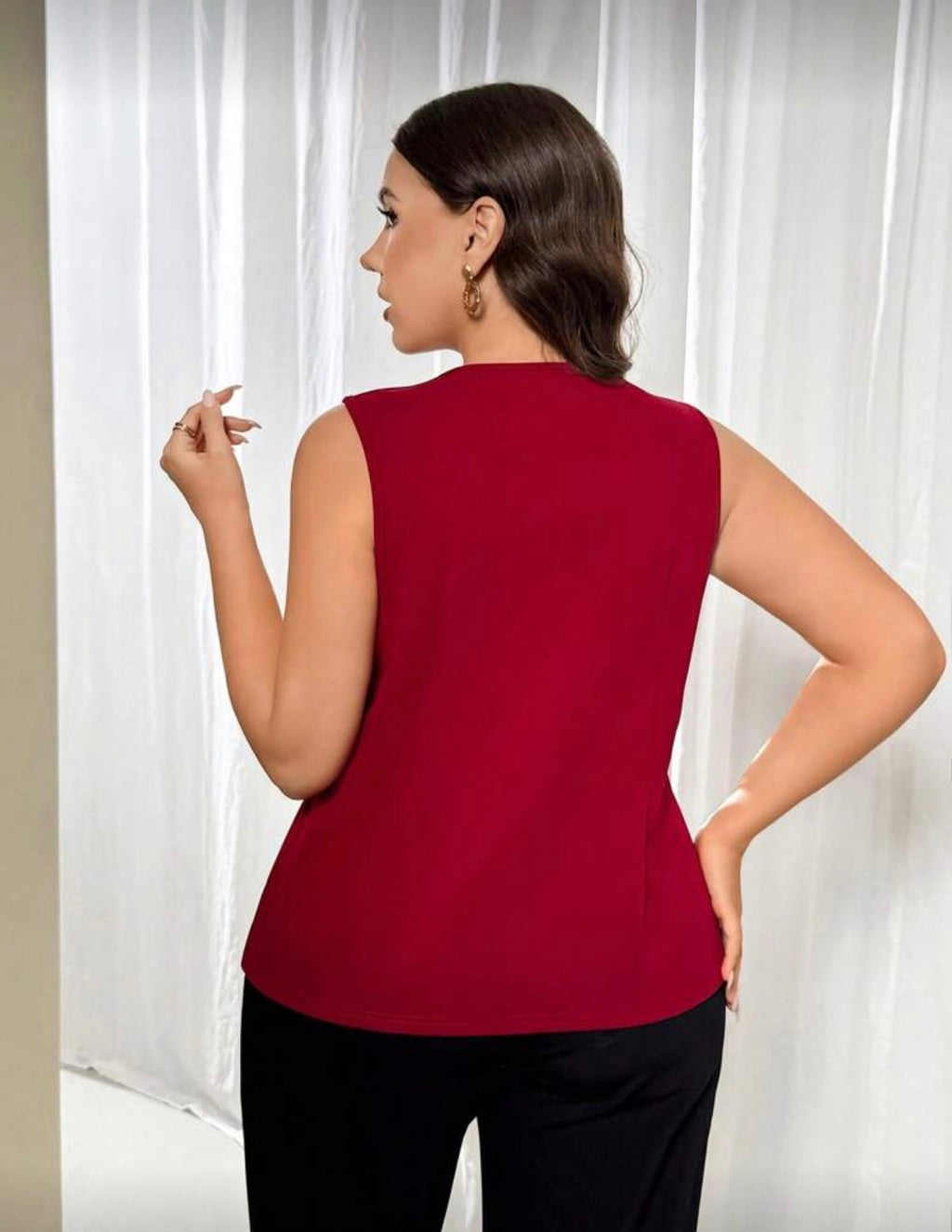 Curve-Red-Waistcoat-Heart-Buttons-back