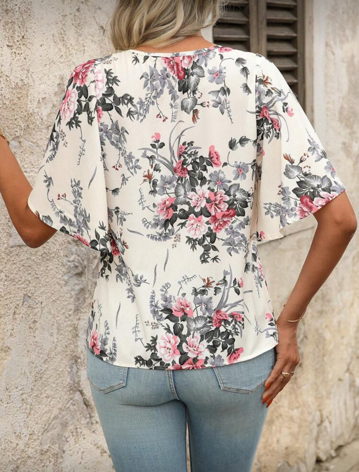 Curve-floral-Cold-Shoulder-T-shirt-back