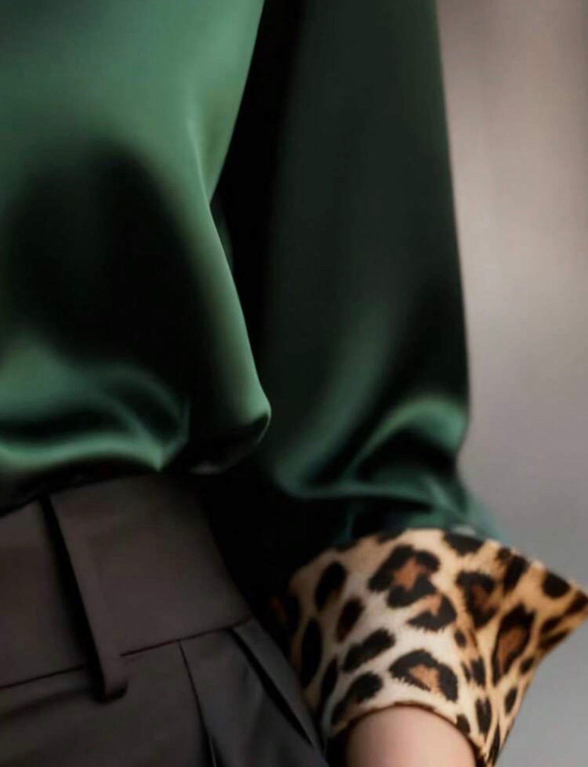 Emerald-Green-Satin-Leopard-Print-Contrast-Blouse-cuff-detail