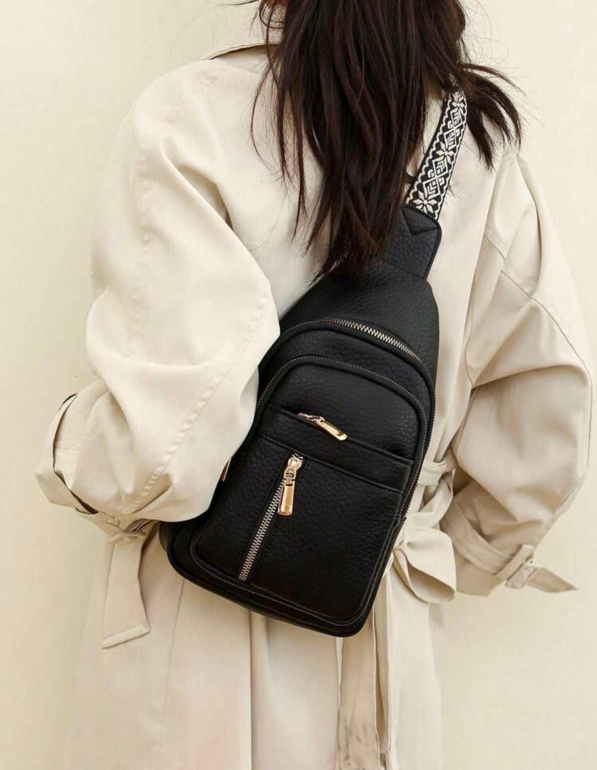 Everyday-Black-Sling-Crossbody-Bag-side