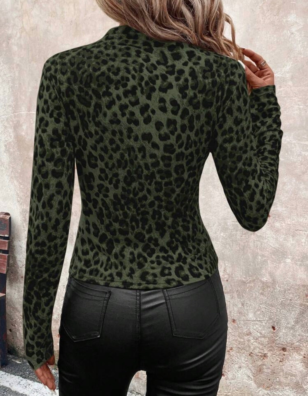 Green-Black-Leopard-Print-Long-Sleeve-Top-back