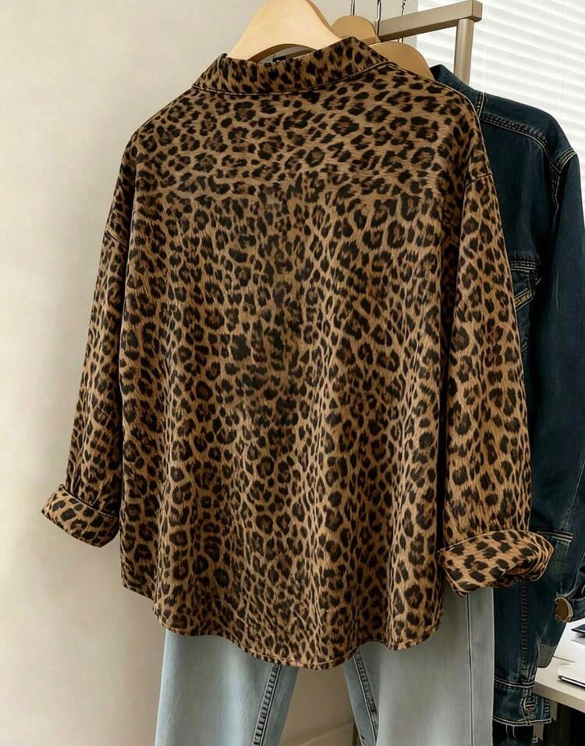 Neutral-Black-Leopard-Print-Statement-Shirt-back