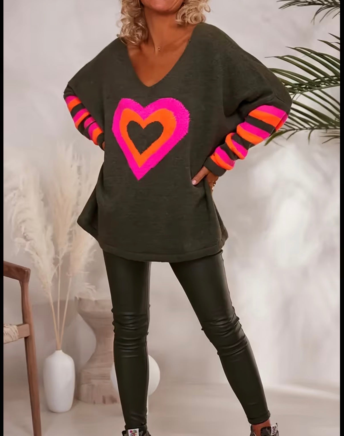 Retro-Grey-Pink-Orange-Neon-Heart-Oversized-Knit-Jersey-side