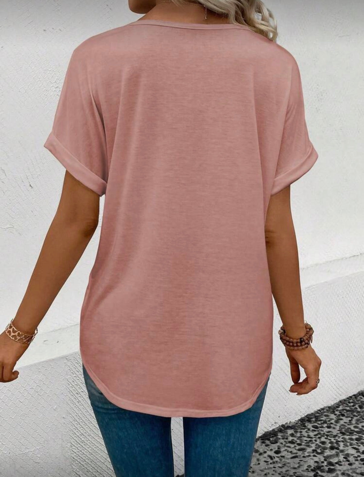 Soft-Pink-V-Neck-Leopard-Print-sleeve-T-shirt-back