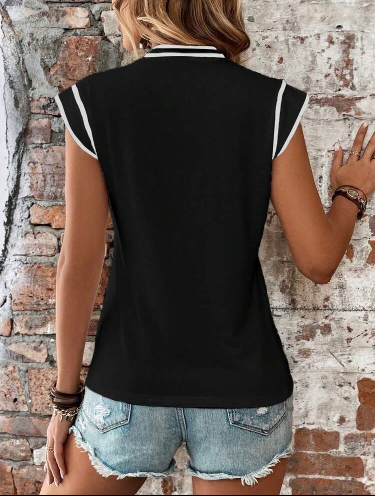 Trendy-Black-White-Cap-Sleeve-Contrast-Top-T-Shirt-back