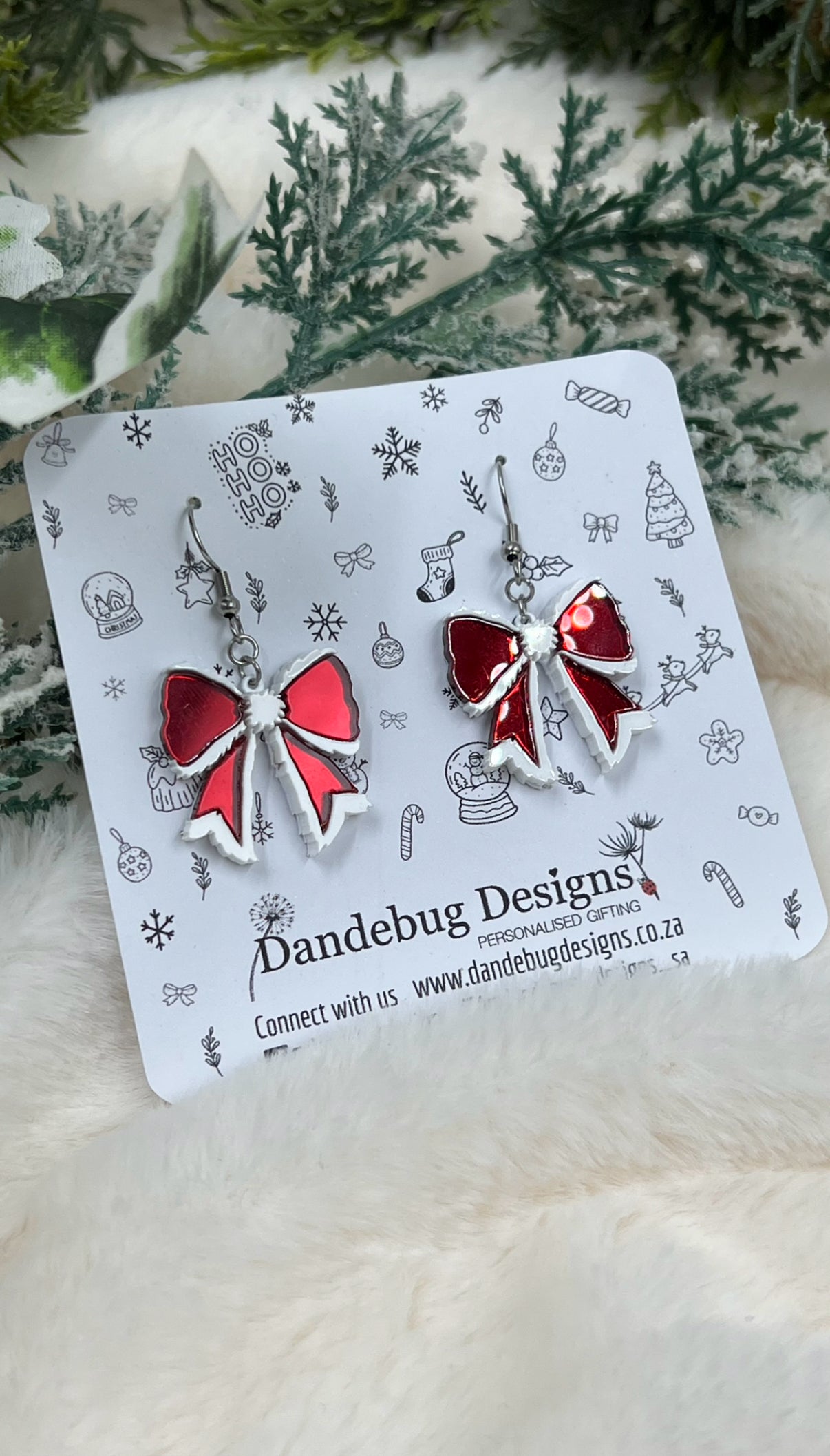 Croquette-Christmas-Bows-Earrings-front
