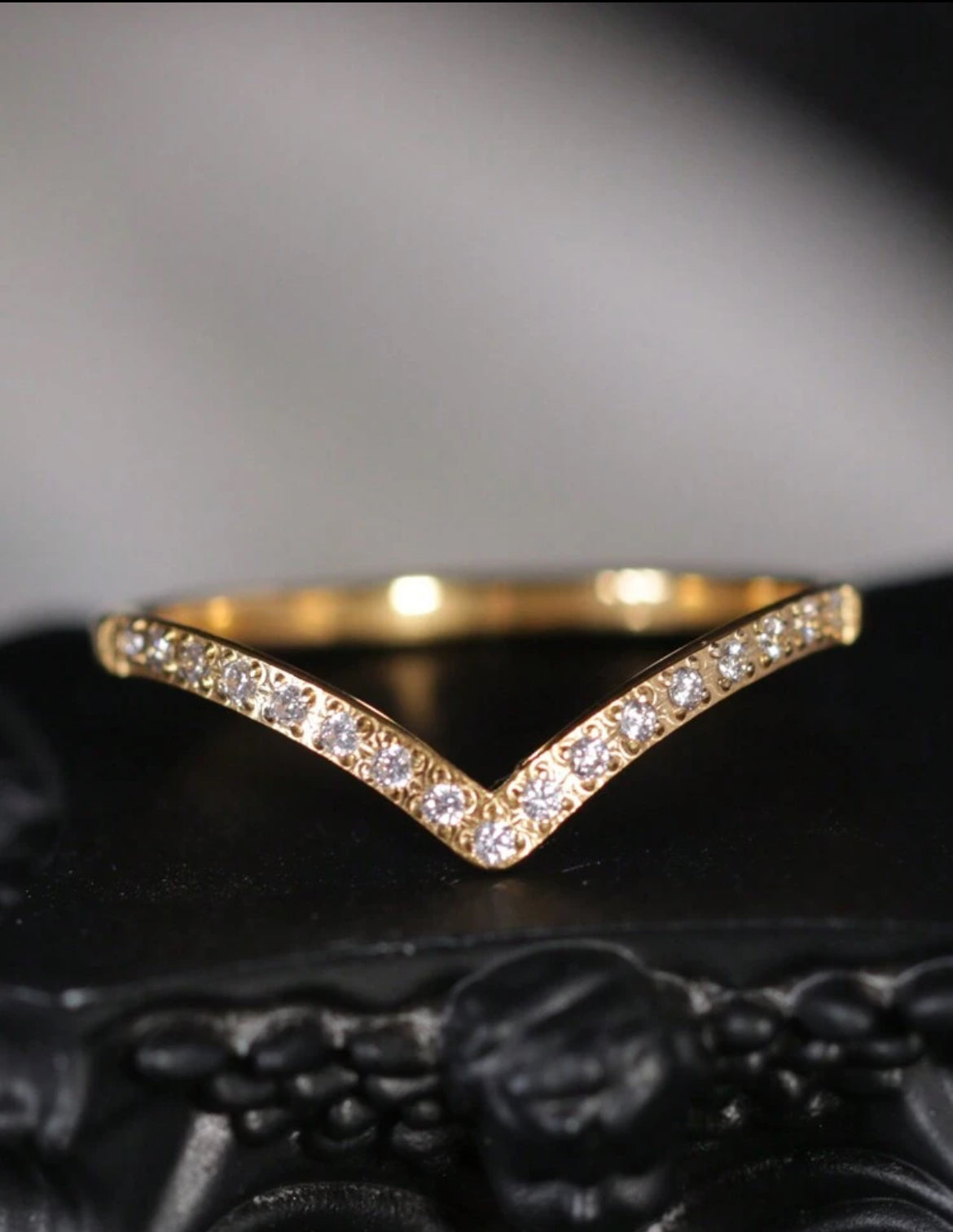 Dainty-V-Cut-18k-Gold-plated-Ring-with-Sparkling-Zirconia-front
