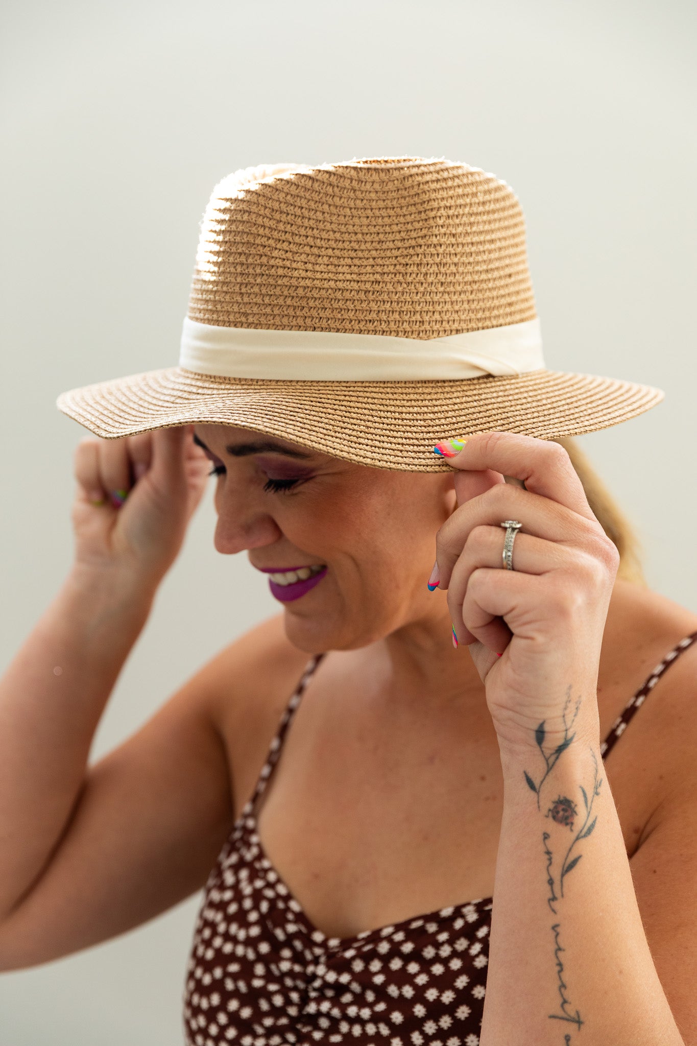Foldable-Straw-Sun-Hat-Khaki-side