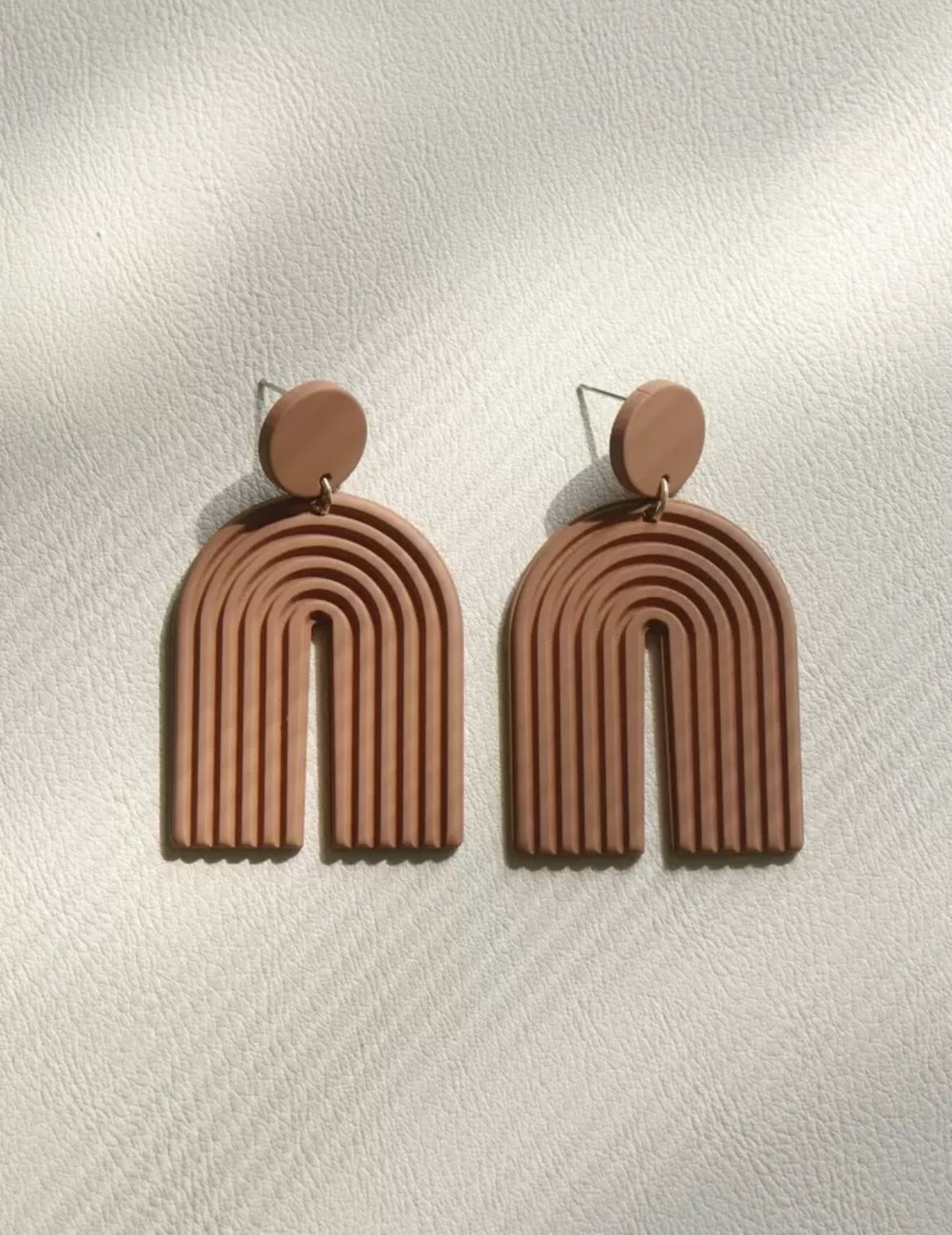 Neutral-colour-U-Geometric-Drop-Earrings-lifestyle