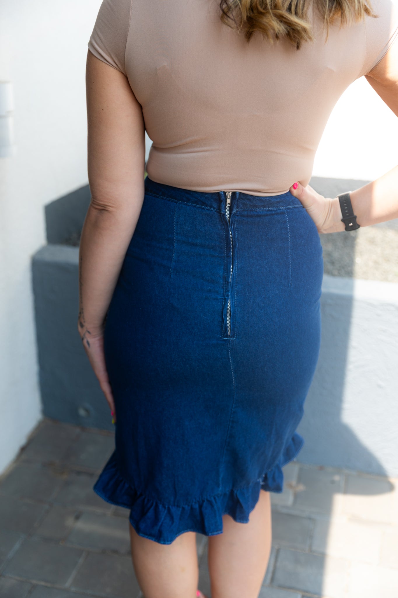 Ruffle-Hem-Denim-Skirt-back-detail