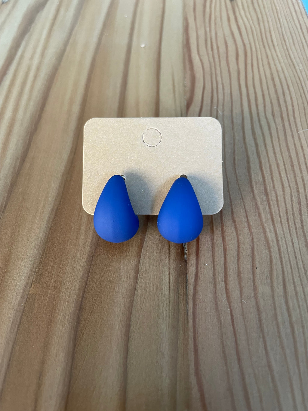 thesqueen.com-blue-Teardrop-Stud-Earrings-blue