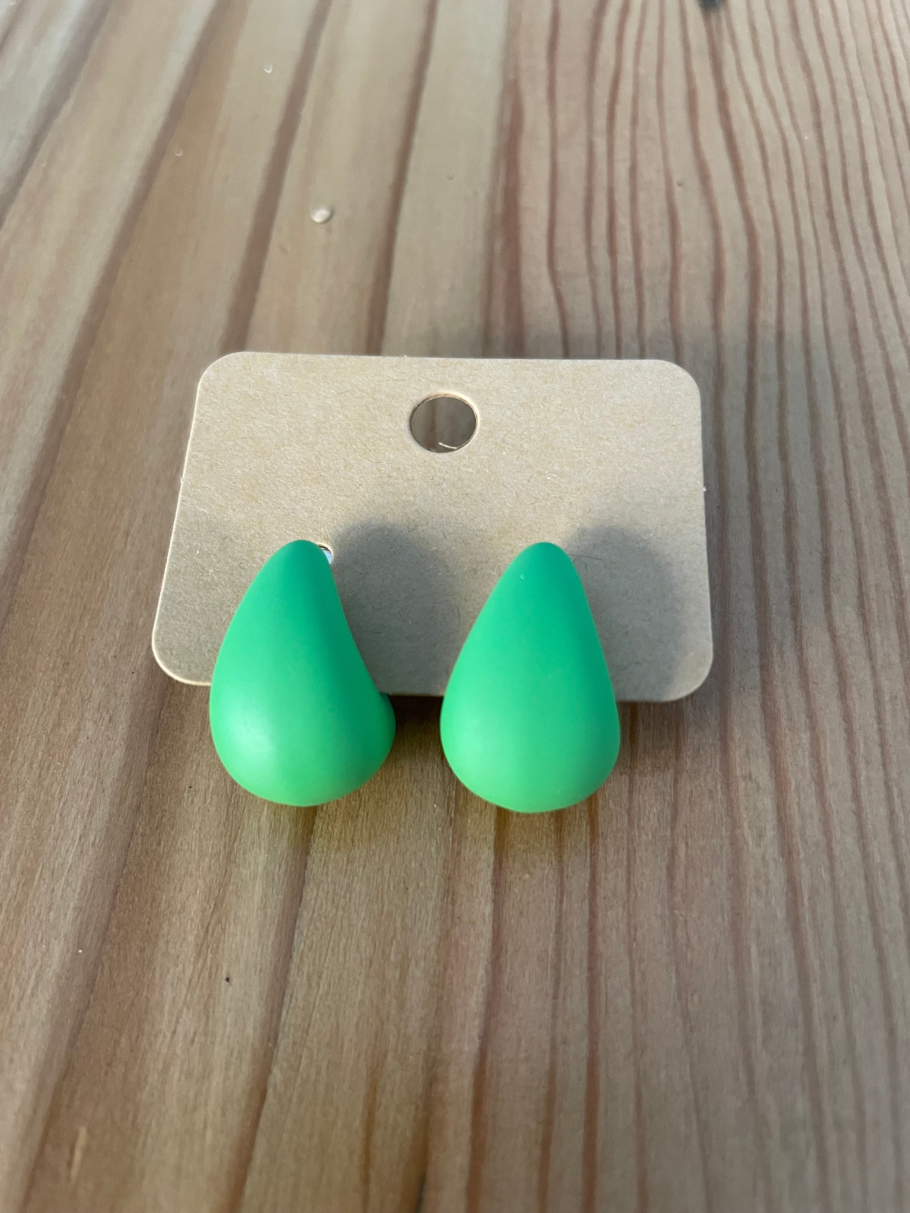 light-green-Teardrop-Stud-Earrings-light-green-lifestyle