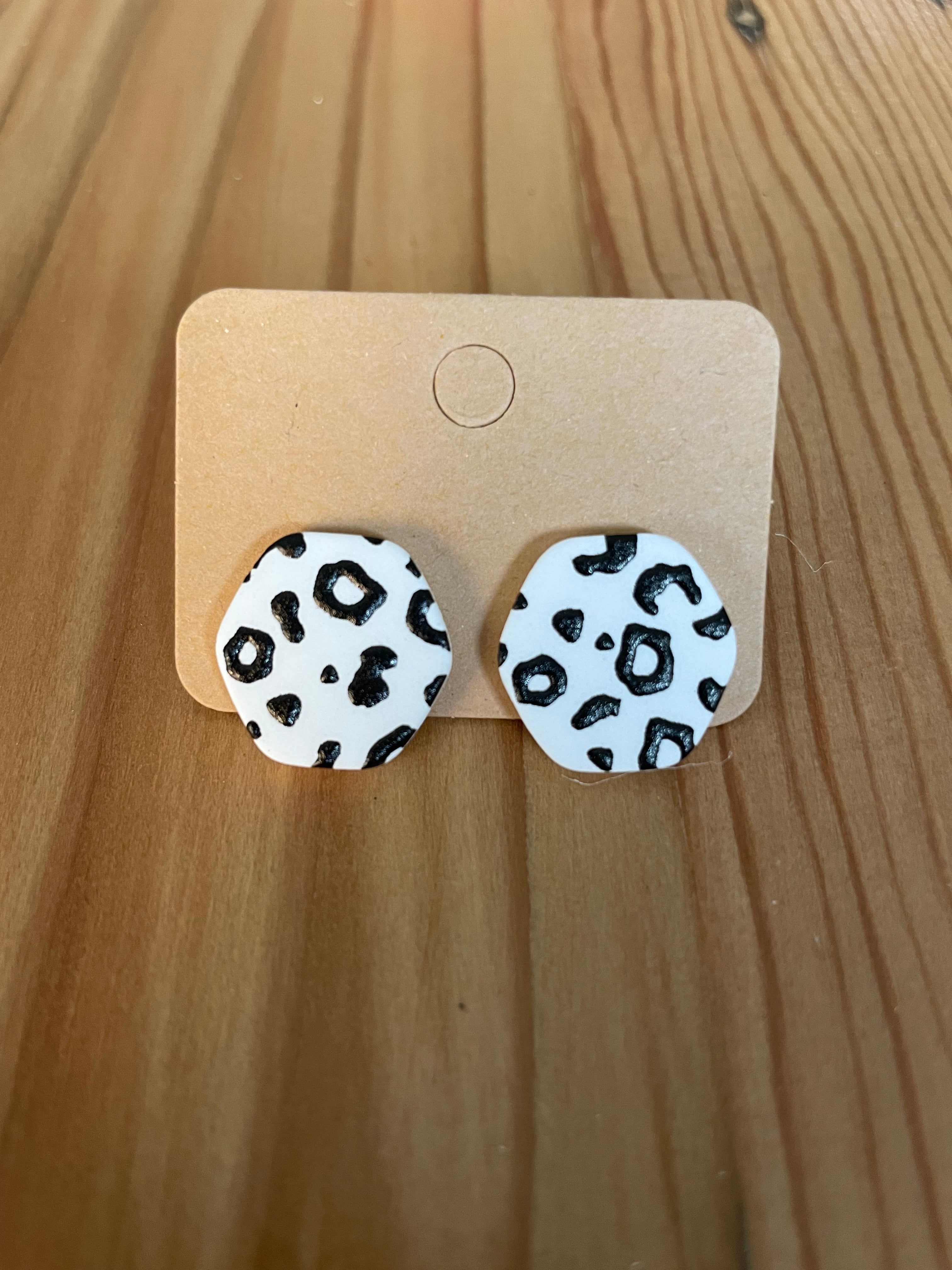 round-cheater-earings-front